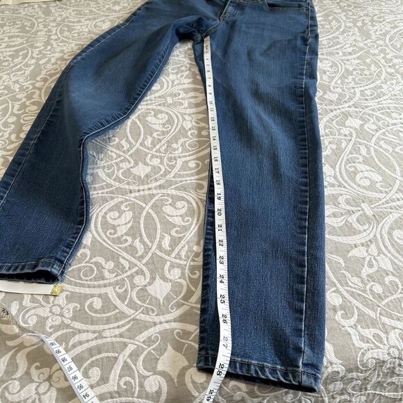 Elle Paris Jeans Women 8 Blue Mid Rise Skinny Medium Wash Preppy Comfy Stretch - Picture 6 of 13